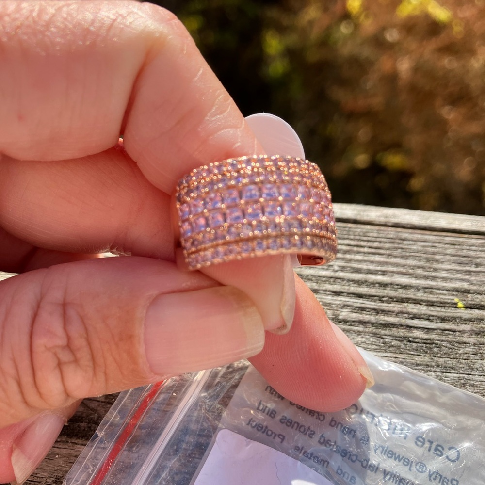 Bomb party The Gwen Ring Size 7 HTF